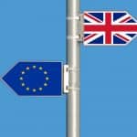 Panneaux opposés UE et Royaume-Unis