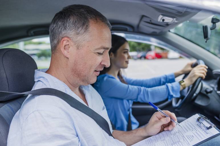 Examen pratique du permis de conduire à l'étranger