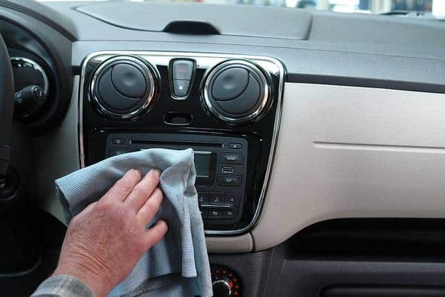 entretien cuir automobile après réparation