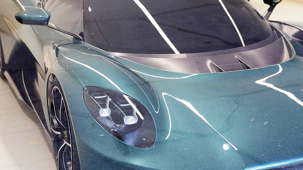 aston-martin-valhalla