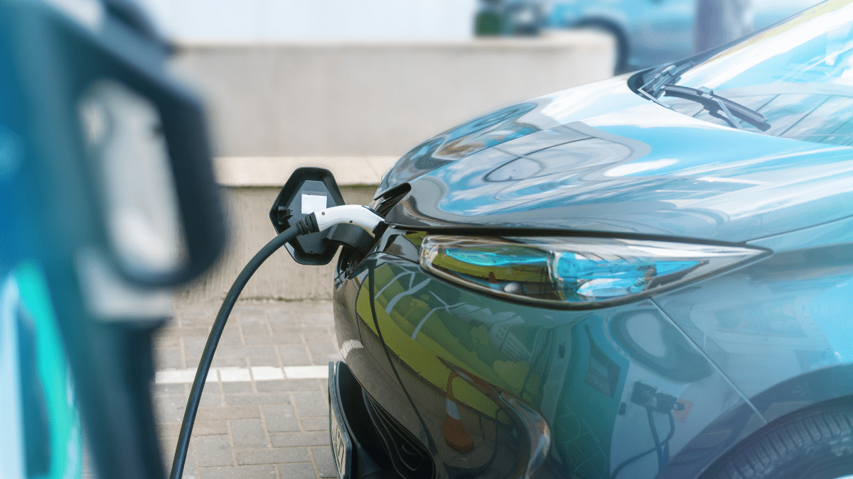 Place aux voitures électriques